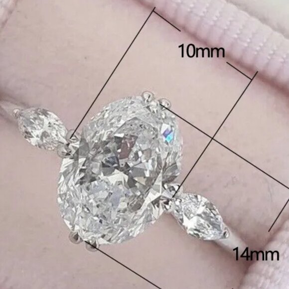 🆕 Stunning Large 6.50ctw Oval & Marquise Side Diamond Engagement / Promise Ring - Picture 3 of 5